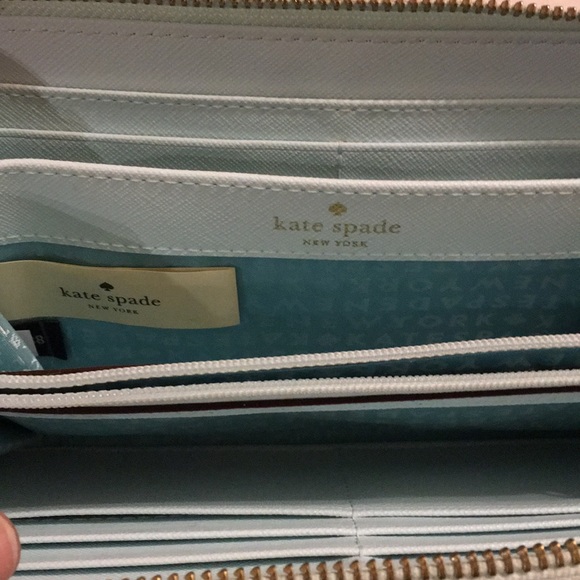 Kate Spade wallet - Picture 3 of 6